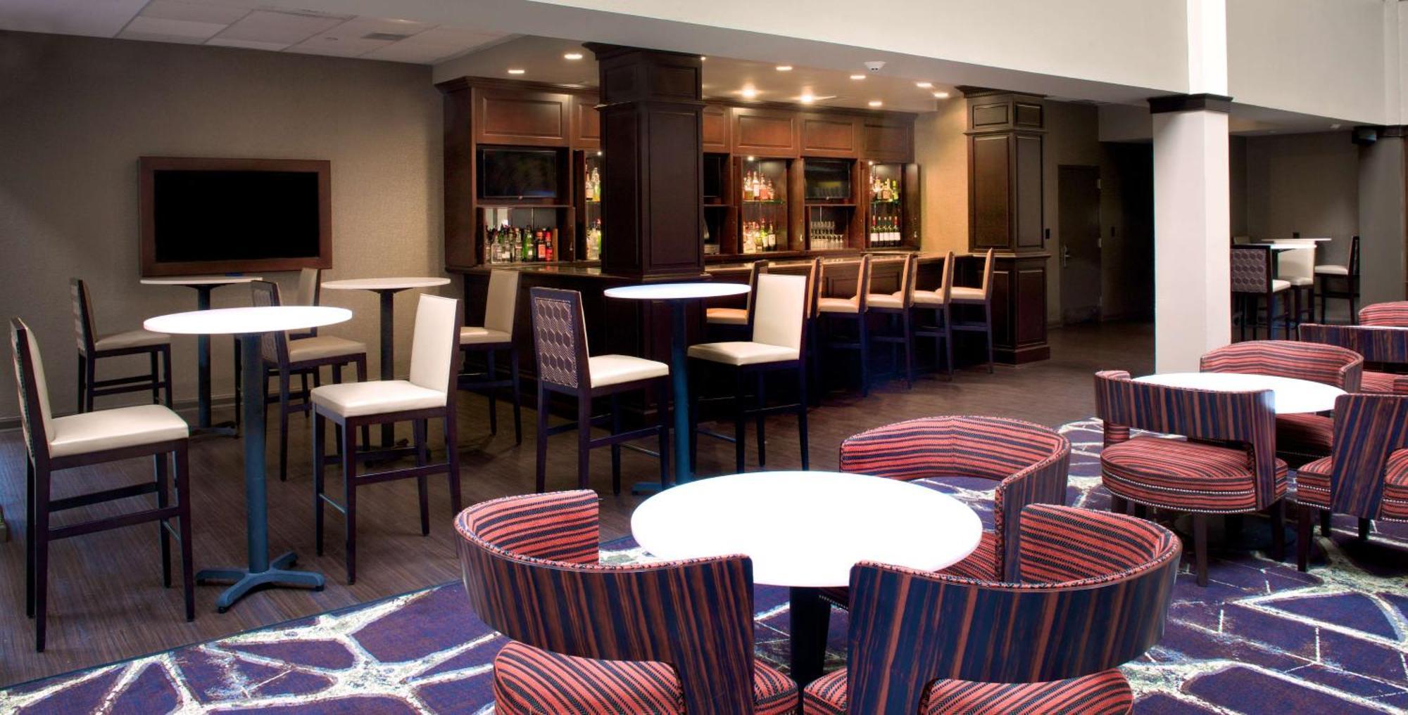 Embassy By Hilton Airport Hotel Filadelfia